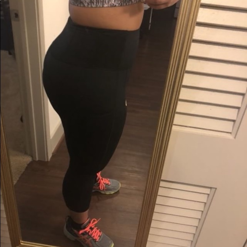 BLACK Brand New compression capri